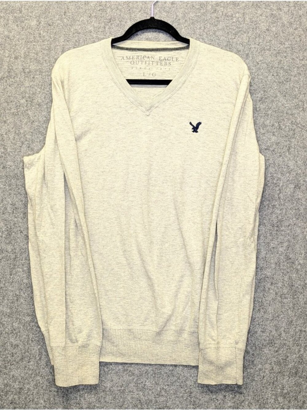 American Eagle Mens V Neck Sweater Large Oatmeal Beige Cotton Knit Pullover
